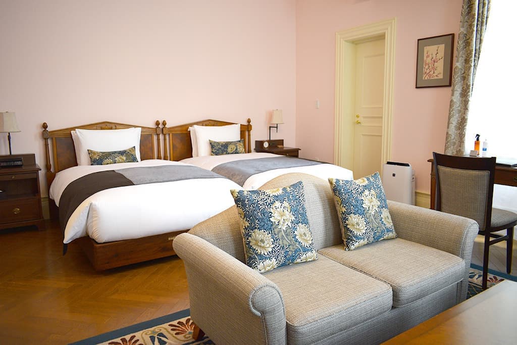 ホテル客室清掃業の様子｜有限会社Clean Up Service｜採用求人情報｜函南町本社｜就業場所箱根町