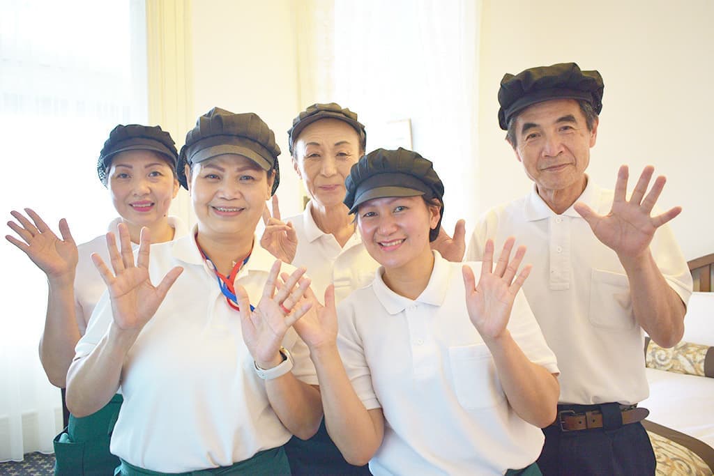 ホテル客室清掃業の様子｜有限会社クリーンアップサービス｜採用求人情報｜函南町本社｜就業場所箱根町